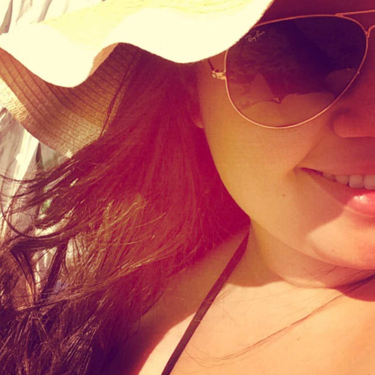 Estudante de direito e blogueira! Lojinha do blog: http://t.co/wFgQ2gxN6P Visitem!