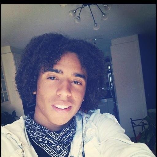 Dreaming_lovers's profile picture. ~Dreams have only one owner at a time. That's why dreamers are lonely.~