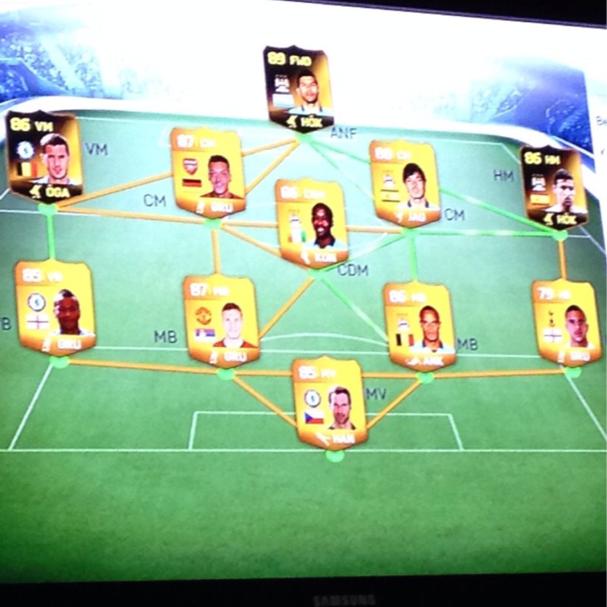 MY OLD ACCOUNT WAS HACKED THERE I HAVE OVER 3K FOLLOWERS!! SO HELP ME UP TO 3K FOLLOWERS, I DO BIG WAGERS AND ALSO TAKING BETS!!! DOING GIVEAWAYS SOMETIMES