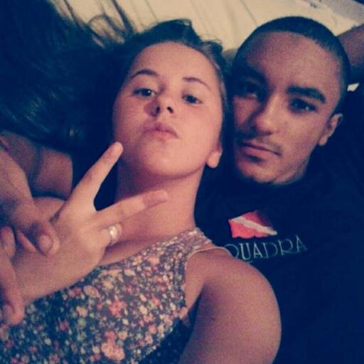 Ela me ama, eu amo ela. Assim vamos até o fim ! s2'