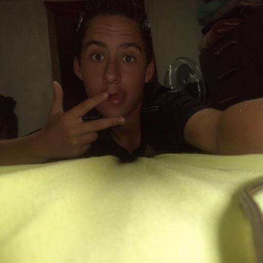 gosto de futebol,animes etc