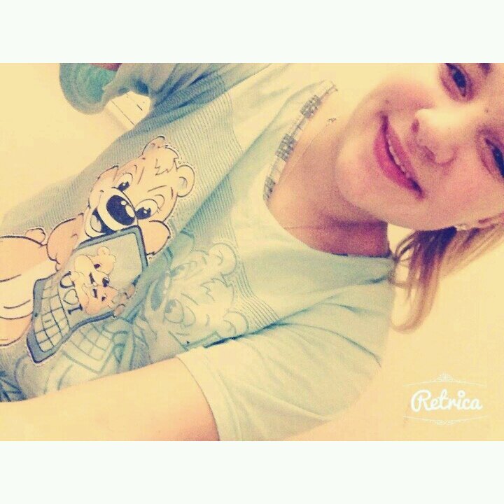~dance,football,sing,skatboarding life~
Follow and MAYBE i folow back...