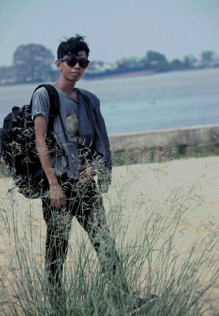 Official Twitter Muhammad Taufik Alimi ,Owner UFIK PHOTOWORK ,DESAIN GRAFIS,AND ADVENTURE WILD PHOTO
