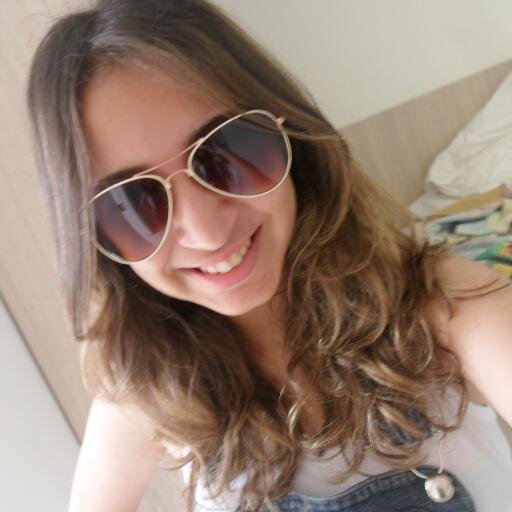 A vida é um jogo feito para todos, e o amor é um prêmio.