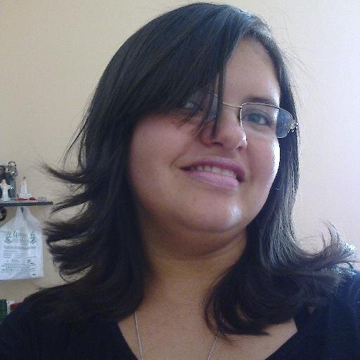 Sou pessoa de dentro pra fora. Minha beleza está na minha essência e no meu caráter. Acredito em sonhos, não em utopia. Mas quando sonho, sonho alto.