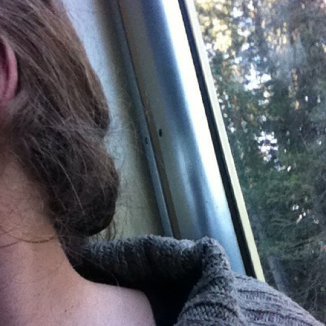 ernataverna's profile picture. Schreibt & denkt & spricht (talks). Und manchmal findet sie alles blöd (manchmal, nur manchmal).