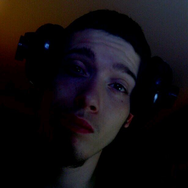 king_ortizz's profile picture. Competitive Gamer. Leader of High Society Gaming. HsG. MLG bound. GB's?