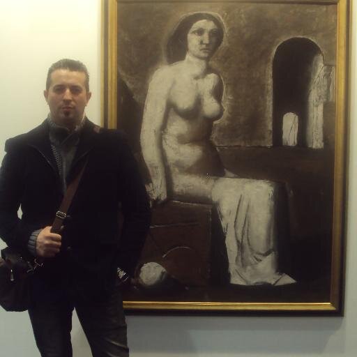 Pittore, scultore, disegnatore, amante delle arti figurative e creative.                      perruccitundog@gmail.com
