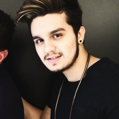 Mafia_LuanS's profile picture. -- Anjo de asas coloridas, amor além da vida ♪ @LuanSantana ♥ --  

                       ~Marjorie e Tifany~
                      (Desde: 17.01.2014)