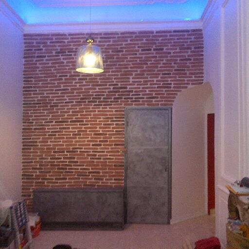 Cdeco2's profile picture. 