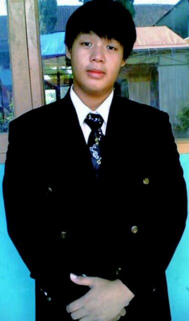 YAPrawira's profile picture. Pin BB : 519A82C8, Path : Yoses A. Prawira, Instagram : yosesprawira