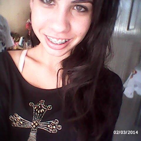 Minha linda, amo você *-* @tataluga_ aq (: