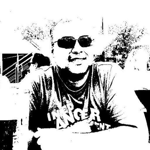 Casual gamer. Manchester Utd FC supporter. If you don't see me laughing, then I'm probably sick.