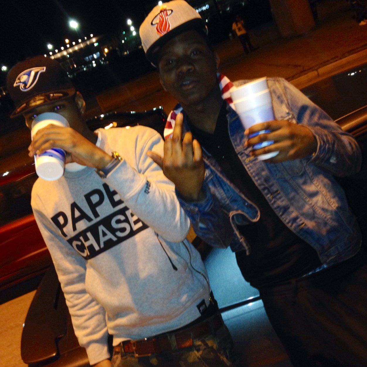 I Just Sit Back Examine & Capitalize 
To My hatas fuck you 
 Yung.Niggaz.Gridin IG:Leondadon