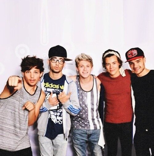 VENDEMOS 2 ENTRADAS PISTA C PARA EL CONCIERTO DEL 8 DE JULIO DE ONE DIRECTION EN BARCELONA. DIFUNDID EL MENSAJE PLEASE. GRACIAAAAAS :3!