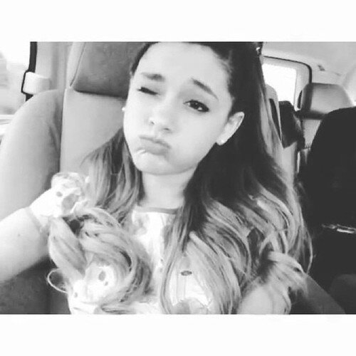 DONT FOLLOW THIS ACC!! FOLLOW @osnapitzcoleen INSTEAD  AND ALSO RT THE LINK BELOW!! ILY