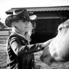 erin_gibbs's profile picture. Dedicated to excellence in business, servicing my community, fundraising and leading causes I'm passionate about, and spreading the good word!