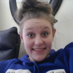 amalie_axelsen's profile picture. ONE DIRECTION 4 EVER!! HARRY STYLES & NIALL HORAN BITCHES! FOLLOW! Make that button go from WHITE to BLUE