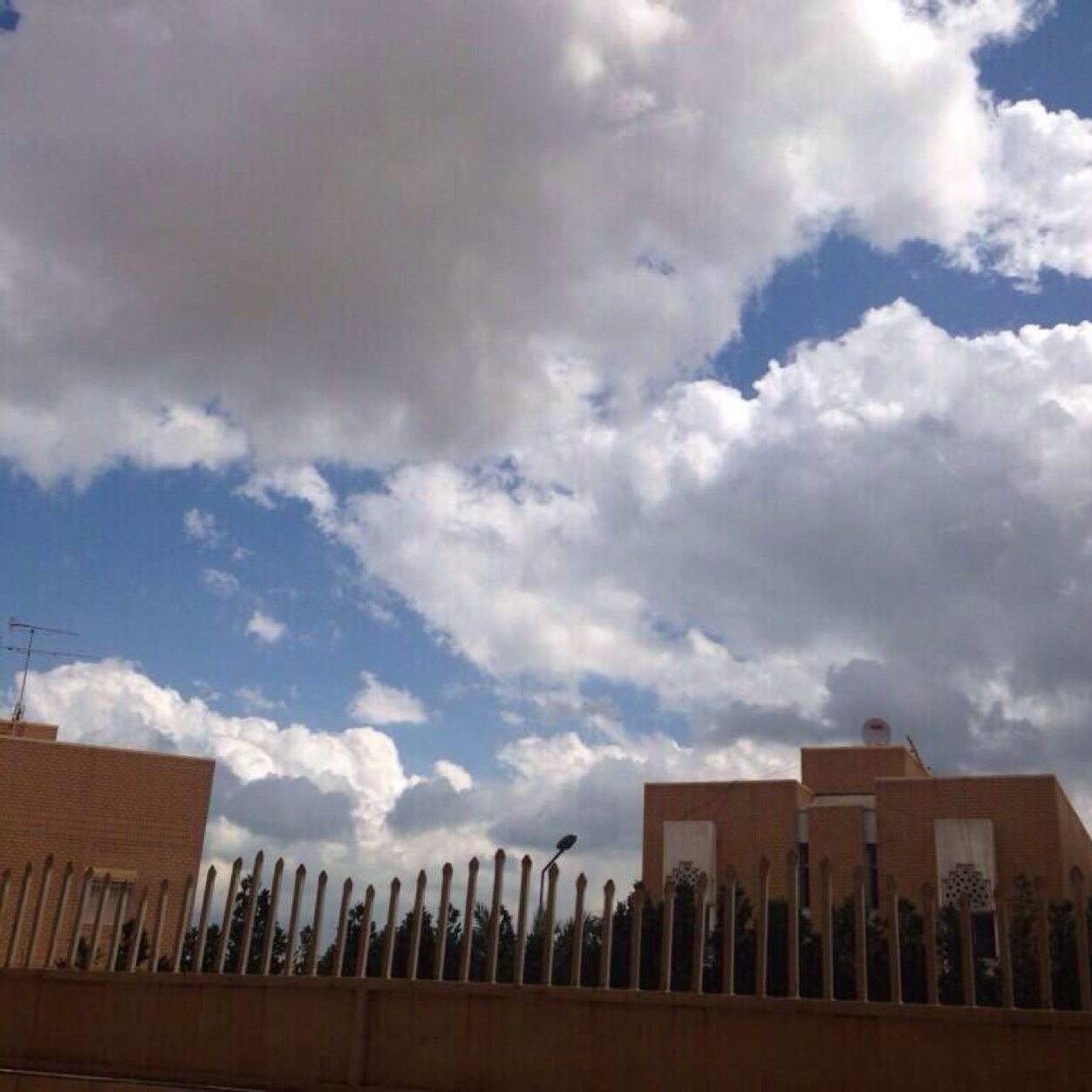 سبحانك اللهم يا حنان سبحانك اللهم يا منان سبحانك الله أبدعت و أنعمت احمدك حمدا يوافي نعمك و يكافئ مزيد سبحان الله و بحمده سبحان الله العظيم”