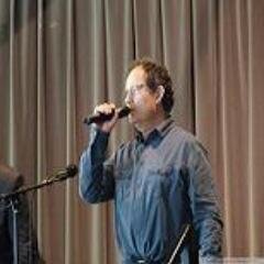 Je peux vous présenter des chansons composées sur mes textes, ou des textesà composer.             Cordialement   Christian Hémon  .
