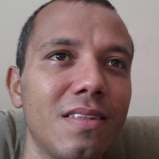 Programador, empreendedor e sonhador. CoFundador da plataforma de recrutamento http://t.co/5twkvTWRud - Chefe de tecnologia