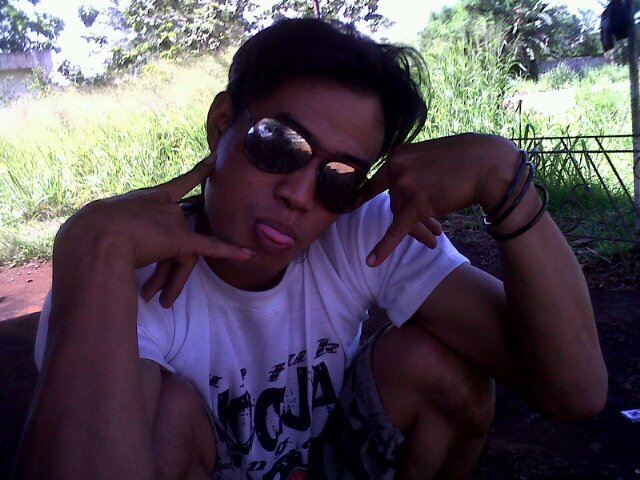 085780357842's profile picture. 