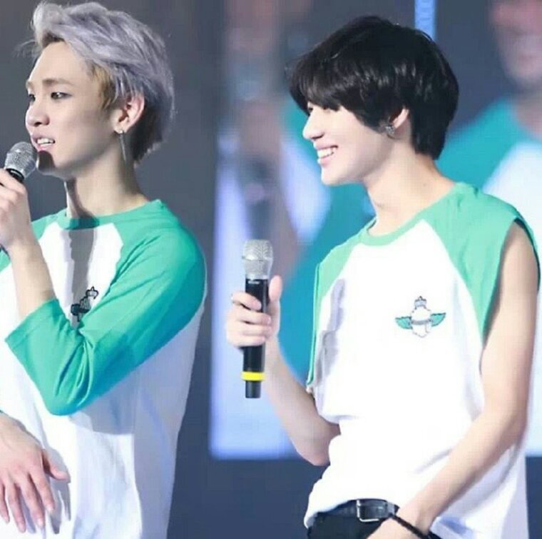 rote11221's profile picture. 