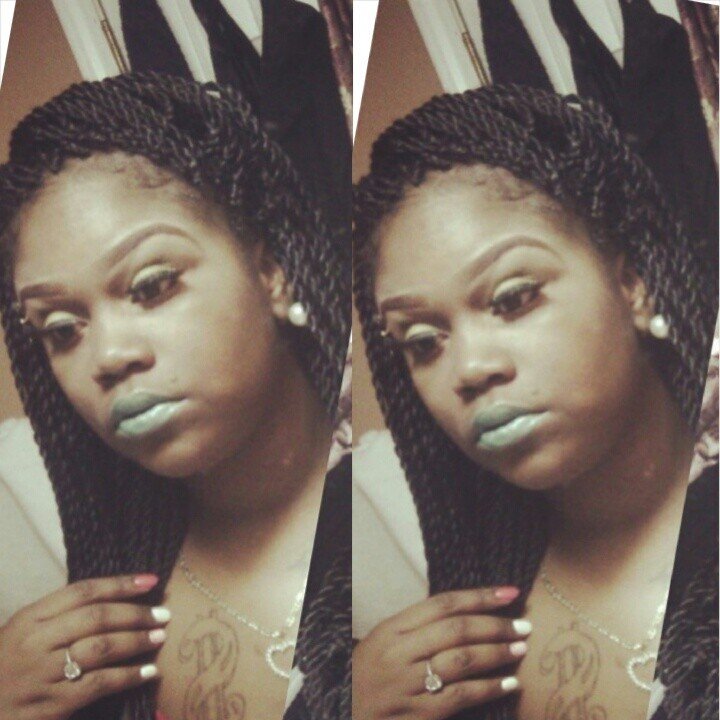 PROUD CHRISTIAN!
I DONT TAKE LIFE SERIOUS, WE ALL GOING TO DIE IN THE END ANYWAY. 
I JOKE AROUND ALOT. 
NO IG , NO FB 
#ProuDmommy #UTwatchingmyTweets