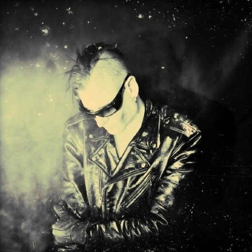 The official Twitter for Daniel Ash of Bauhaus, Tones on Tail, Love and Rockets & beyond. 21st Century GO! (Ran by a bubbleman)