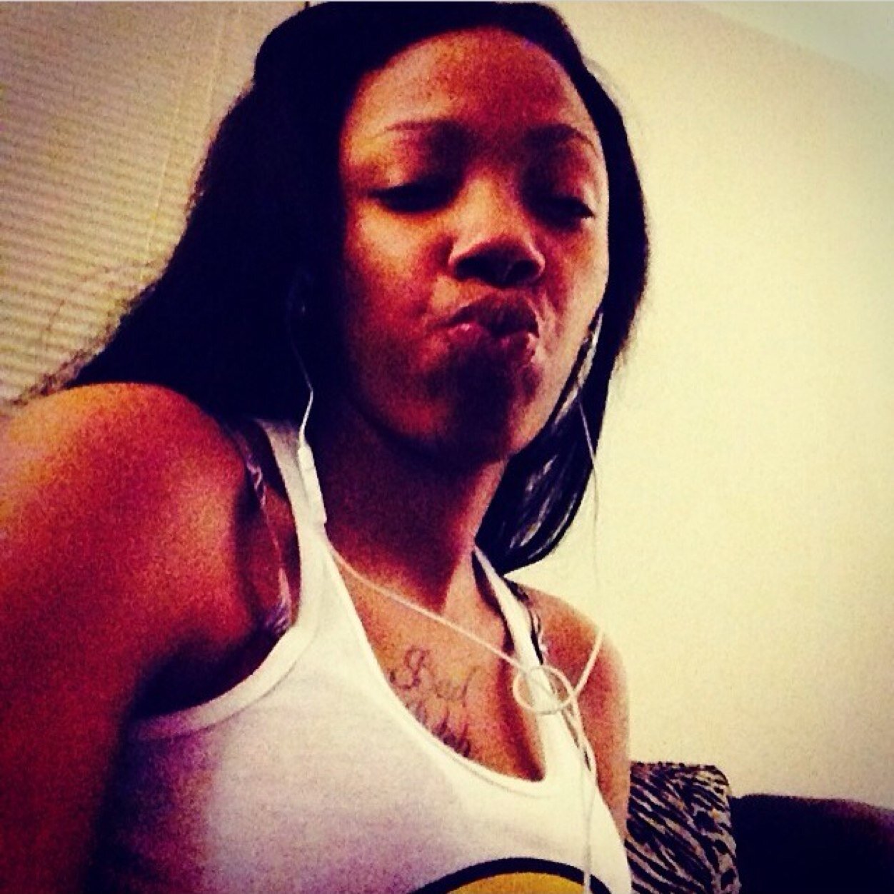follow me on IG @nolovelost2013