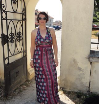 sarah_clewlow's profile picture. 