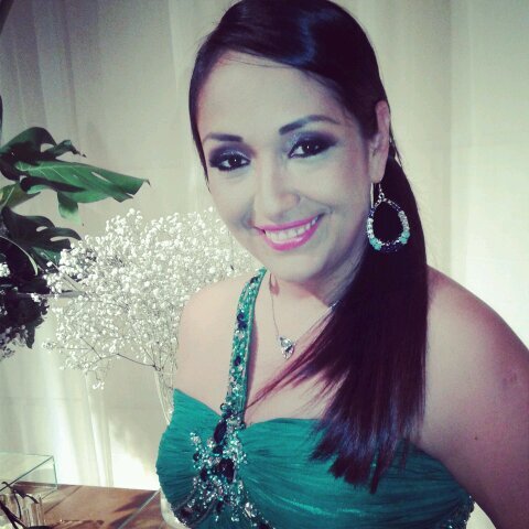 lauraavalos11's profile picture. 