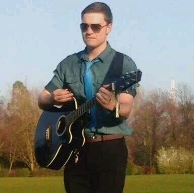Hey I'm J Skinzz, I'm a singer and guitarist from Norwich. check my YouTube channel link below ↓