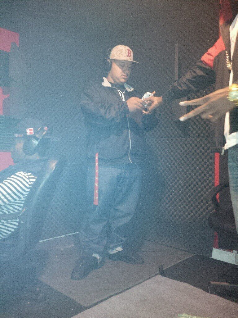 Mikerios13's profile picture. 