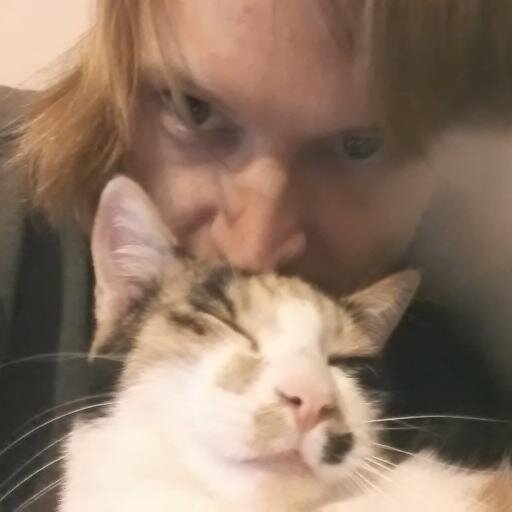100% Disabled Veteran of the US Navy. My life consists of my cats and video games during this pandemic.