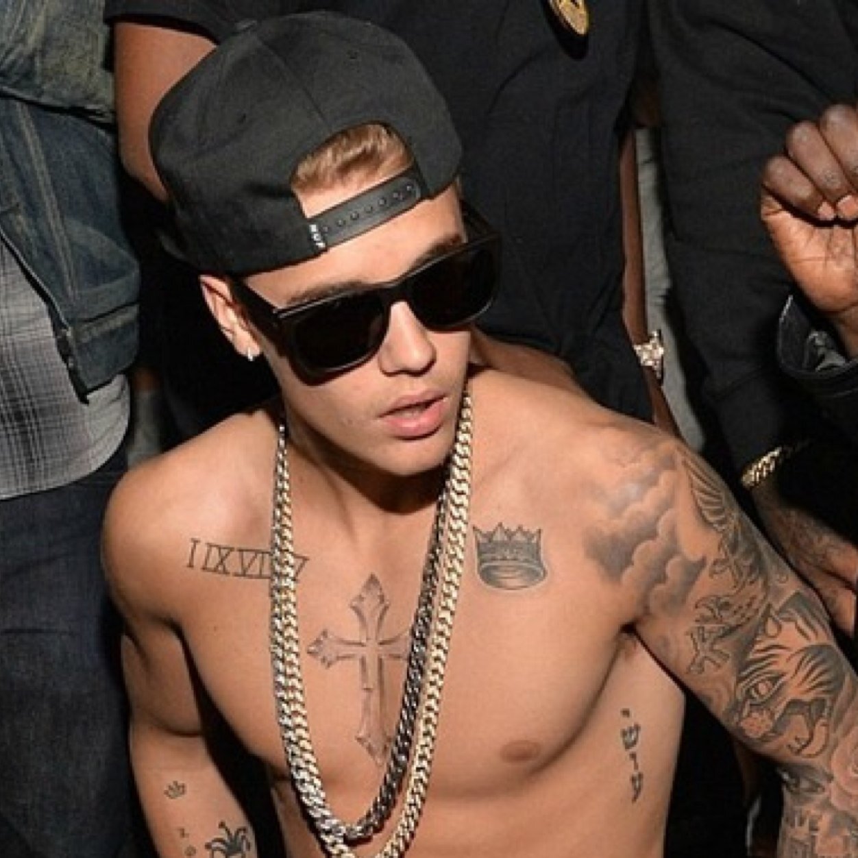 Ser belieber é o mundo ser contra você e você ser contra o mundo. Eu te amo muito meu amor! @justinbieber 08.10.11/02.11.13 ♥️
