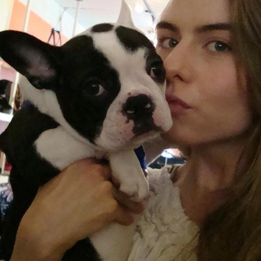 Jo_Jessica's profile picture. Animal collector, veggie ingestor, girl creeper.