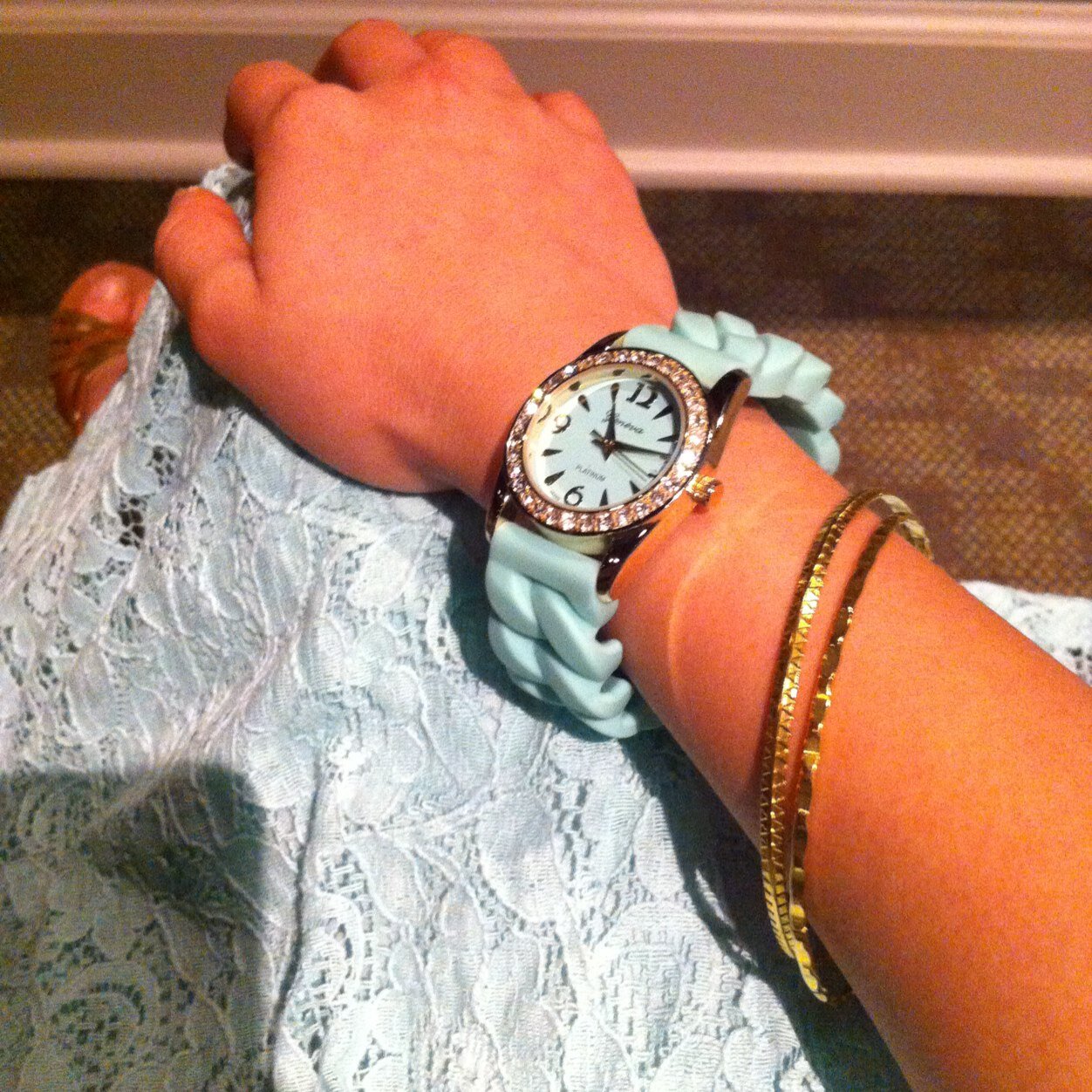 SpiritLedTeen's profile picture. A normal teenager trying to listen, learn, teach and grow in God's word. • 1 Corinthians 13:4-8 •