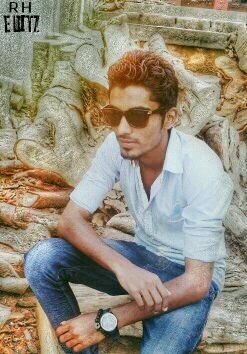 Ashikhamza4's profile picture. still free !