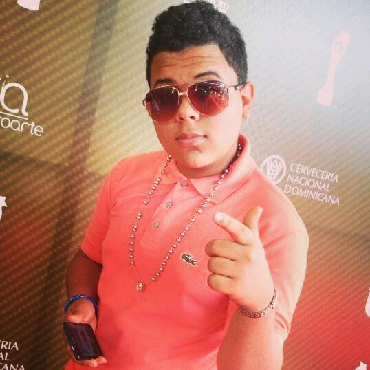 EliOflowHD's profile picture. ♥artista/compositor Ilove RAP ♥ http://t.co/0zHe6MceNO