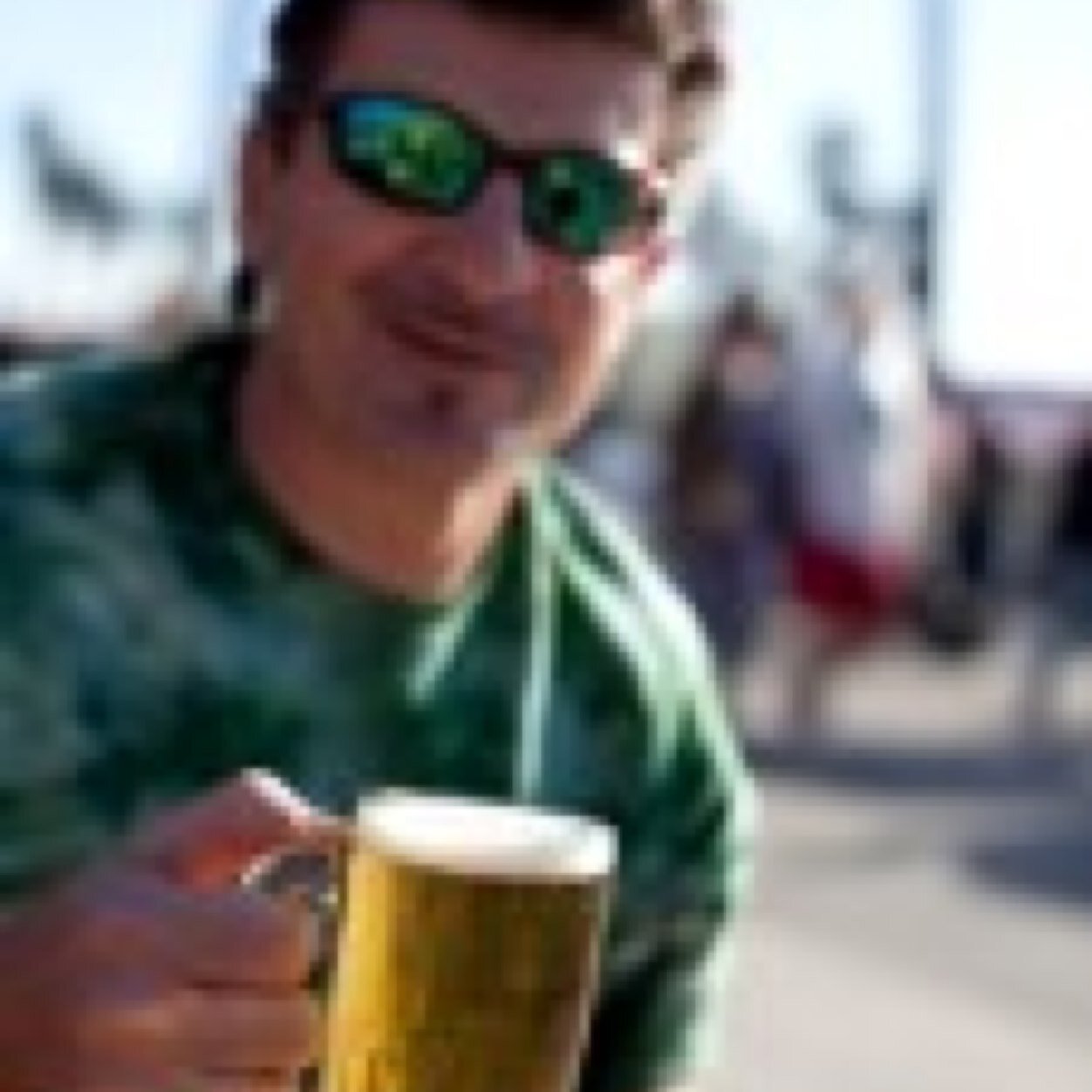 Beer drinker/weedman/bartender