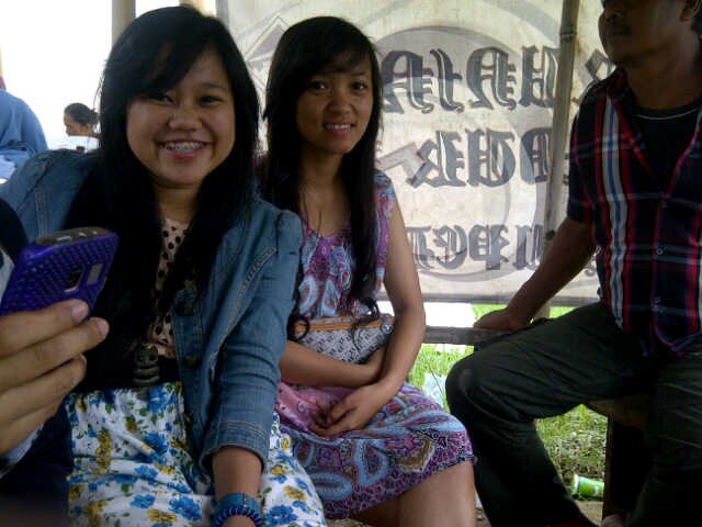 feniekaputri3's profile picture. Berfikir positiv dan tidak terburu :D