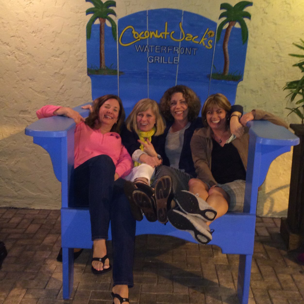 karengotts's profile picture. 