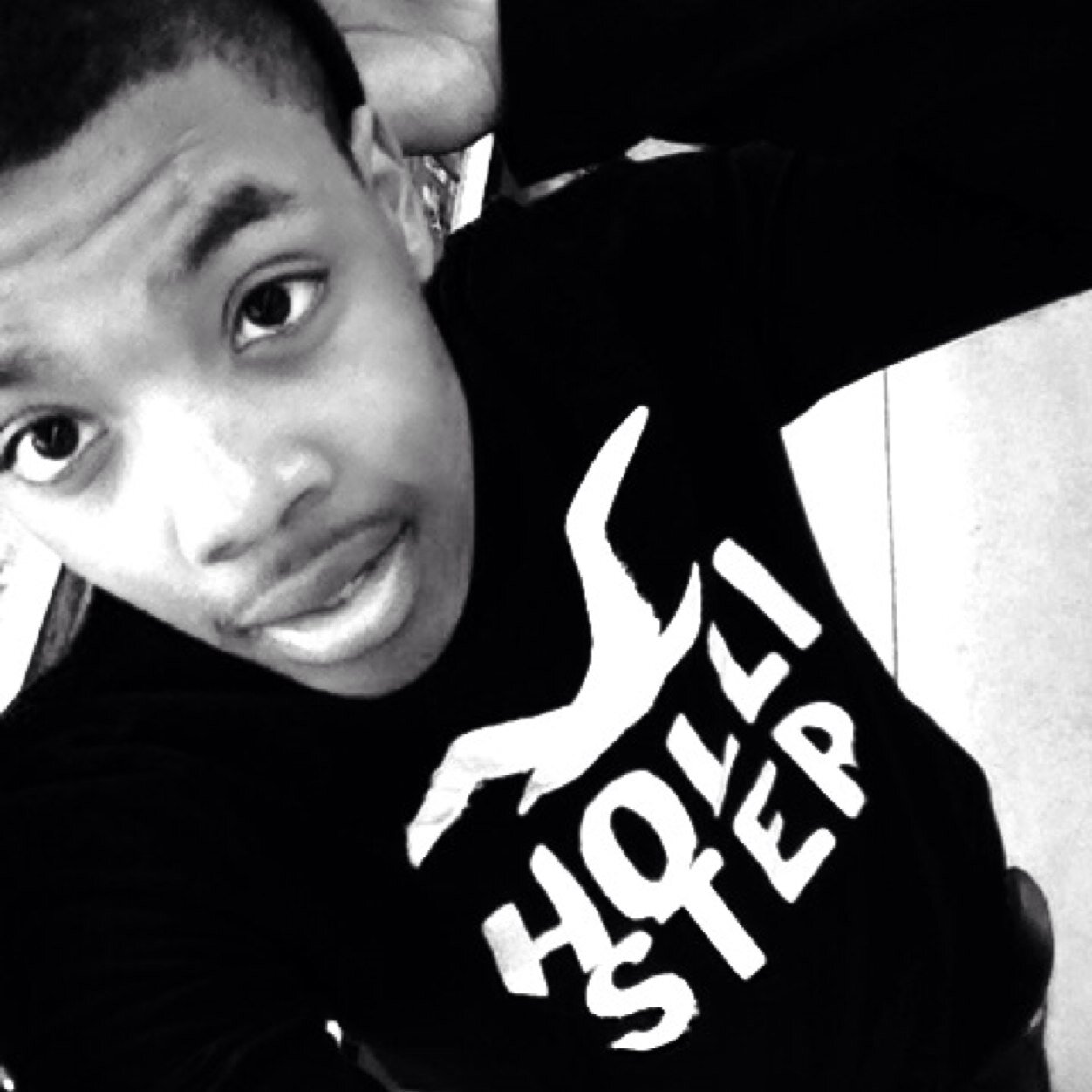 I'm not an actor, rapper, aspiring celebrity or whatever other silly people lie about, just a Real Cool Ass Guy 