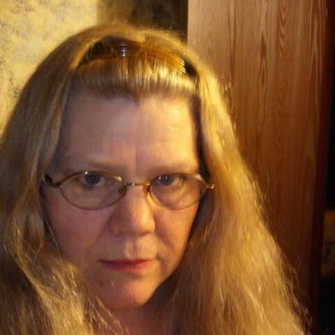 grandma,nascar fan,rver,animal lover,self employed,proud parent of an Iraqi Veteran