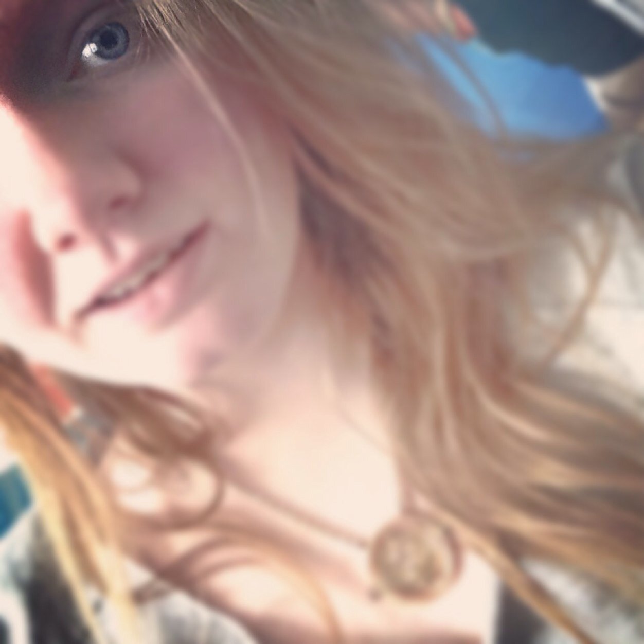 A perfect girl isn't real, and a real girl isn't perfect. - @HarryStyles be who you want to be. follow my other account @EmieMaee !!