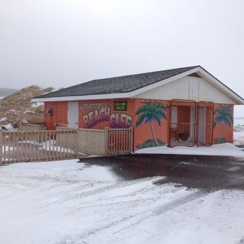 A new cafe on Inverness Beach! Serving up local, affordable, gourmet beach dining, takeout, and delivery. Where every day is a beach day!