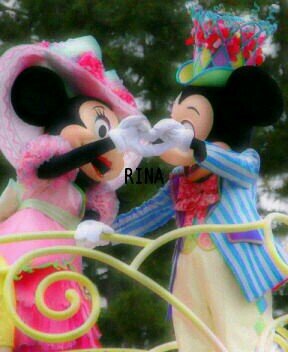 aichirina's profile picture. TDR♡ミキミニ♡BBB♡バレンタインナイト♡マルディ、ワンスあたりが一番好き♡食べること♡2児の母になりました♡舞浜年パお休み中。