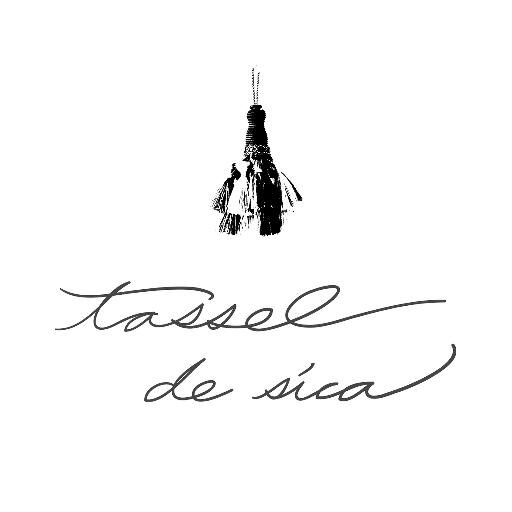 著書『タッセルのアクセサリーと小もの』 季節を感じられるオリジナルタッセルを作っています。https://t.co/53hD6pjaYc https://t.co/kl3R4m7Hph