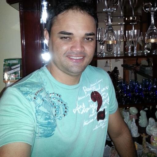 Olá amigos,uma amizade sincera é um começo de tudo,sou verdadeiro no que digo e no que faço,falsidade bem pra longe de mim...